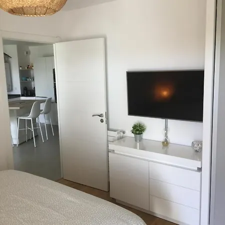 Chambre D'amour, App T2 Recent, Classe 4 Et, Jardin Et Parking Prive A 100 M Des Plages *